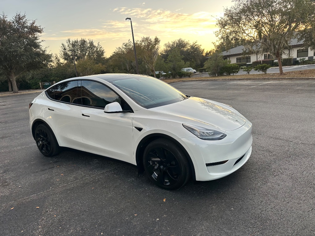 2021 Tesla Model Y Long Range photo 6