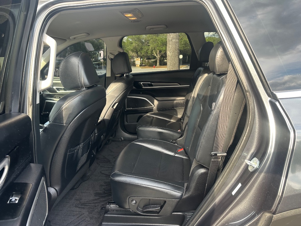2023 Kia Telluride S photo 14