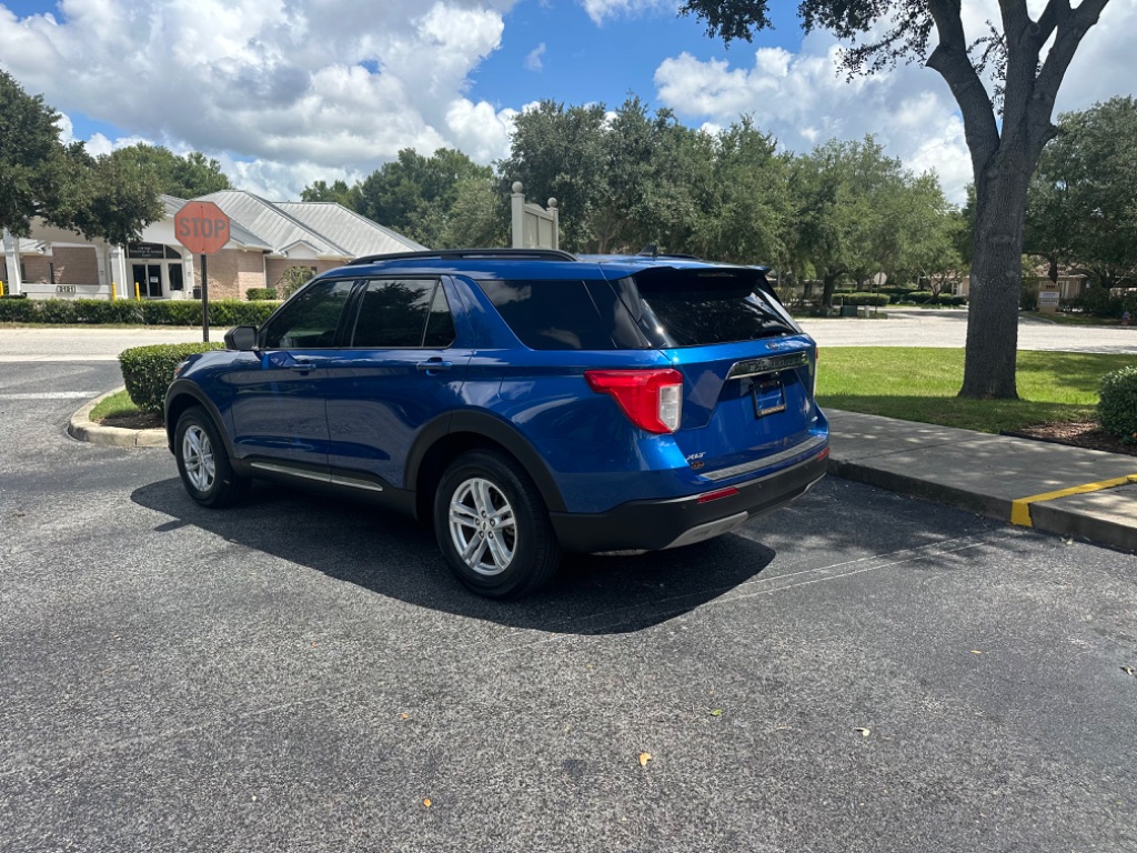 2022 Ford Explorer XLT photo 8