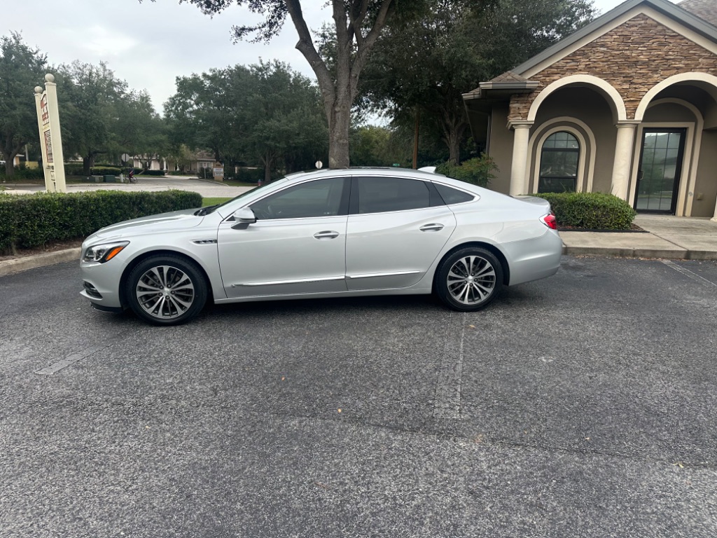 2017 Buick LaCrosse Premium photo 2