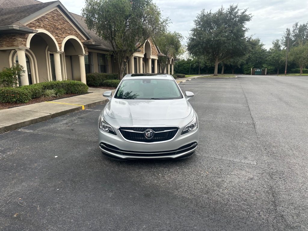 2017 Buick LaCrosse Premium photo 5