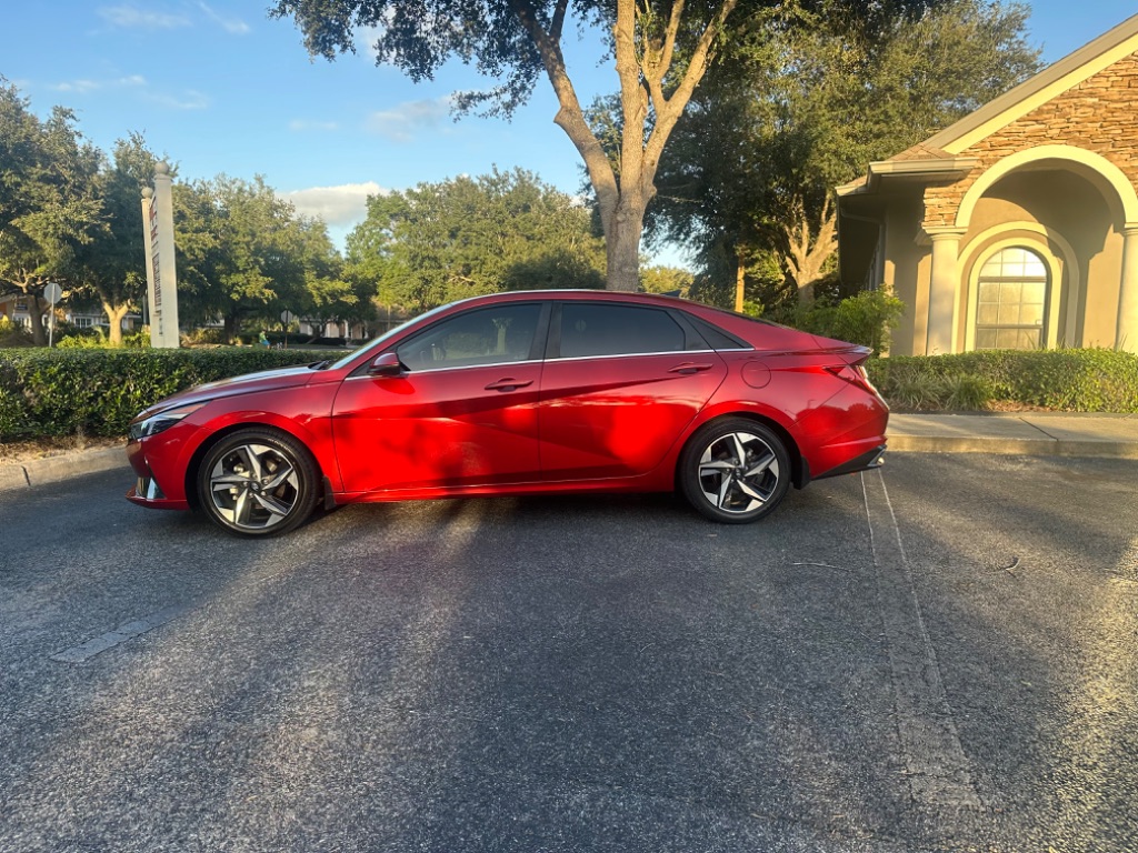 2021 Hyundai Elantra Limited photo 11