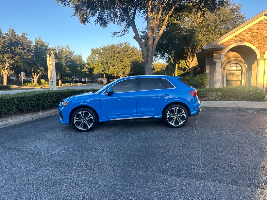 2020 Audi Q3 S Line Prestige photo 12