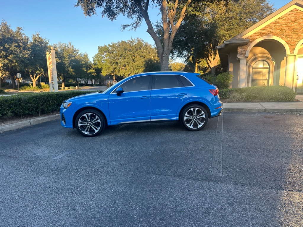 2020 Audi Q3 S Line Prestige photo 2