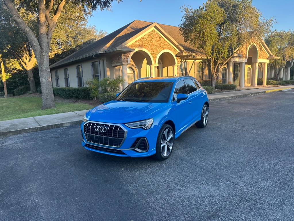 2020 Audi Q3 S Line Prestige photo 5