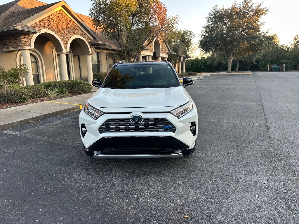 2019 Toyota RAV4 XSE photo 6