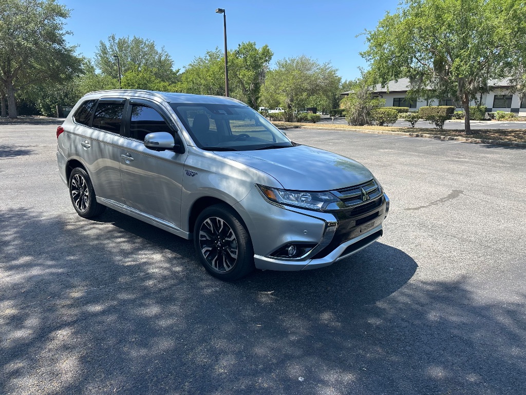 2018 Mitsubishi Outlander GT PHEV photo 5