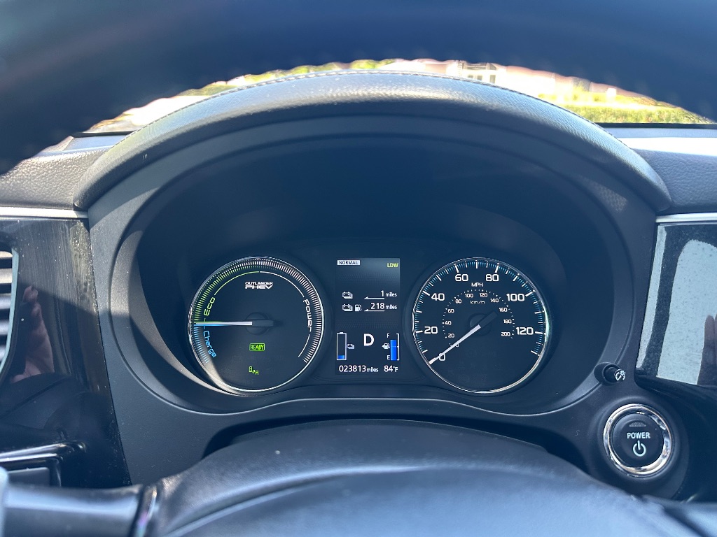 2018 Mitsubishi Outlander GT PHEV photo 15