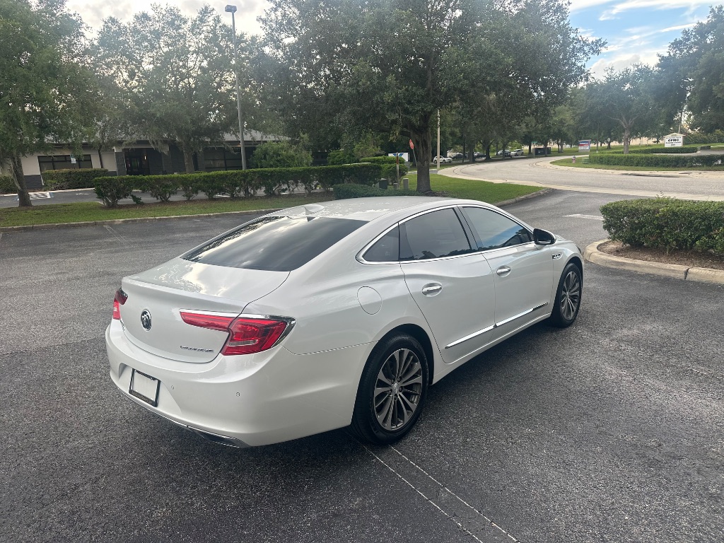 2017 Buick LaCrosse Premium photo 8