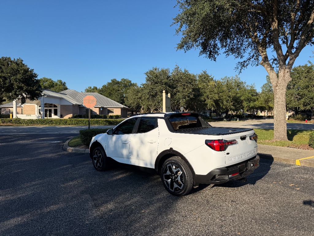 2022 Hyundai Santa Cruz Limited - Photo 12