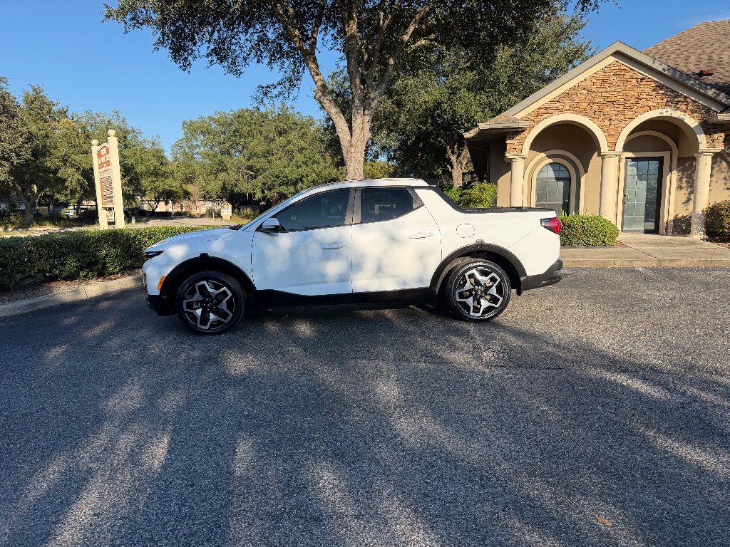 2022 Hyundai Santa Cruz Limited - Photo 13