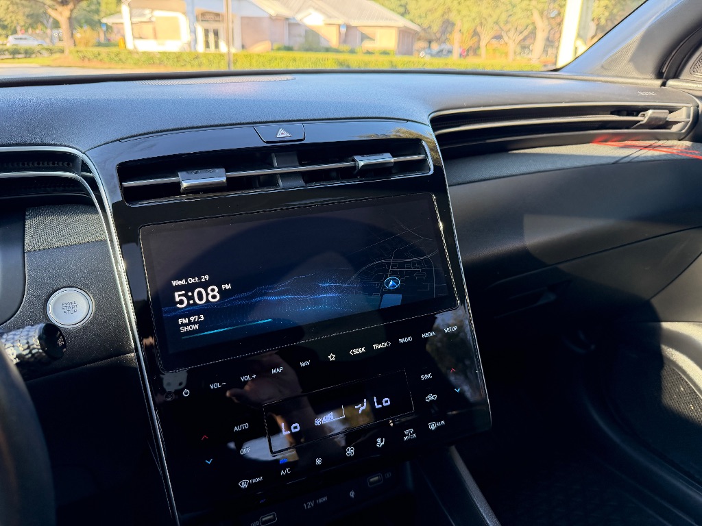 2022 Hyundai Santa Cruz Limited - Photo 18