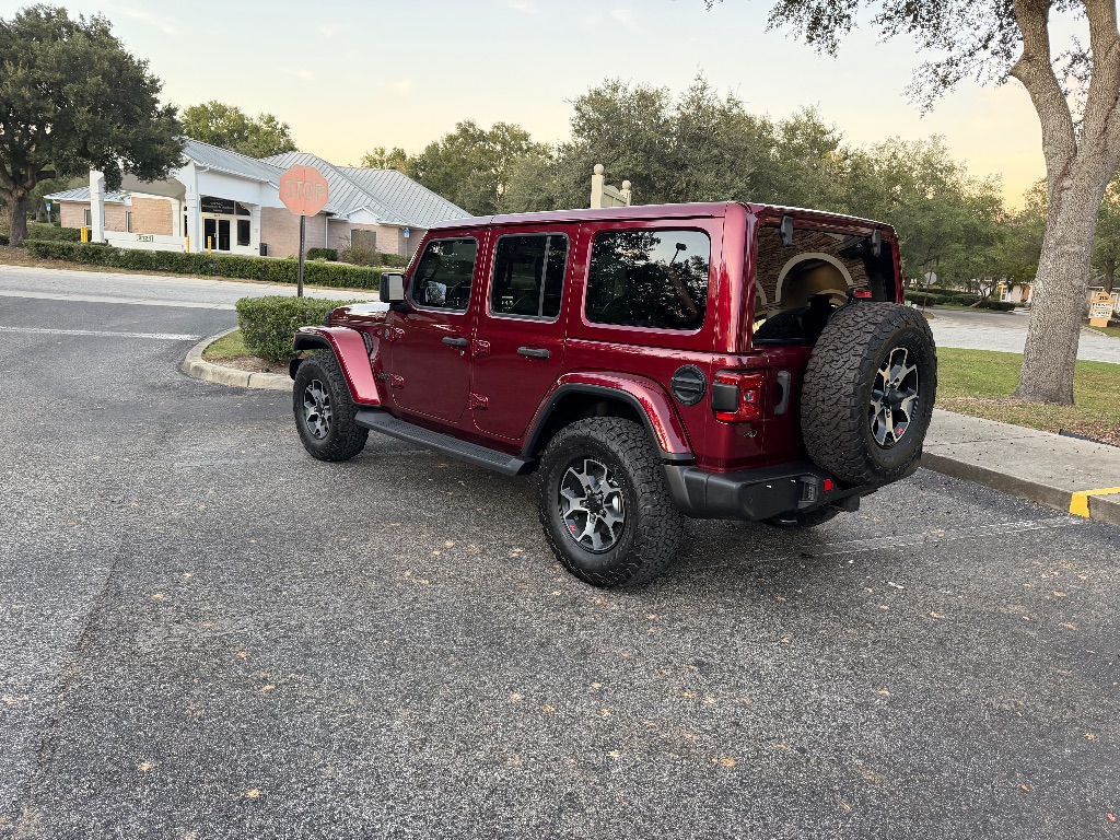 2021 Jeep Wrangler Unlimited Sahara Altitude - Photo 10
