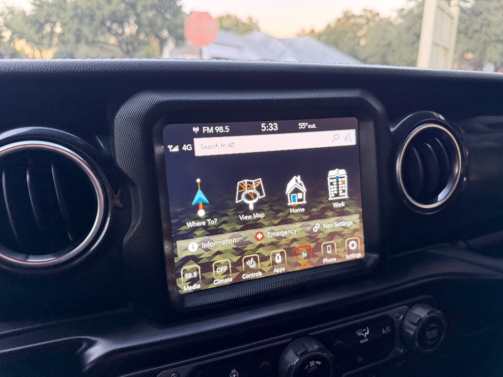 2021 Jeep Wrangler Unlimited Sahara Altitude - Photo 15