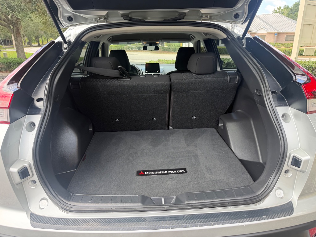 2024 Mitsubishi Eclipse Cross LE - Photo 18