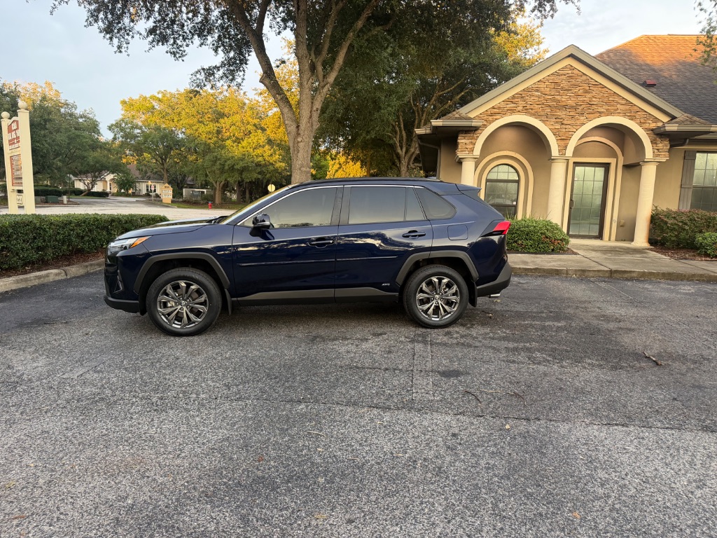 2024 Toyota RAV4