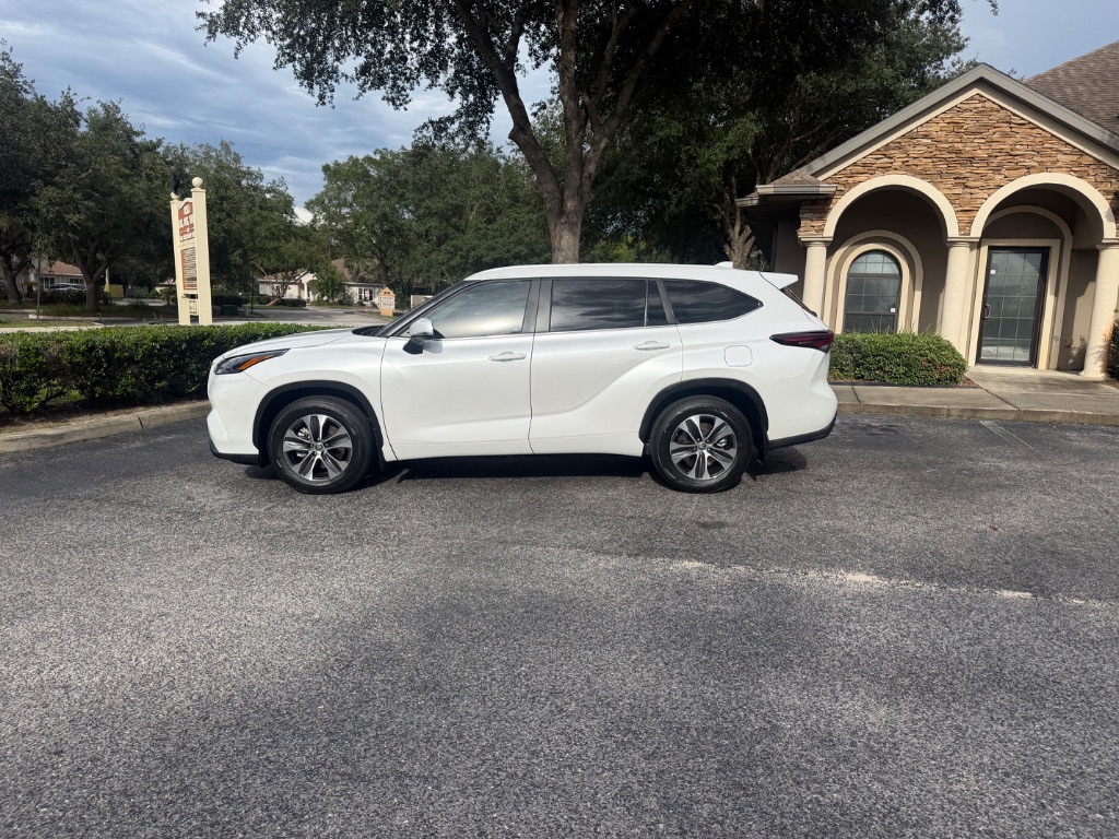 2024 Toyota Highlander